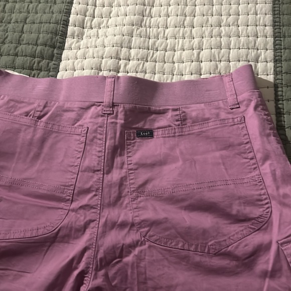 Lee Cargo Shorts - Picture 7 of 9